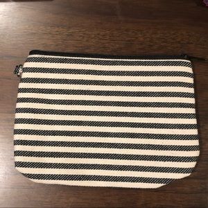 Brand new Thirty-One Mini Zipper Pouch